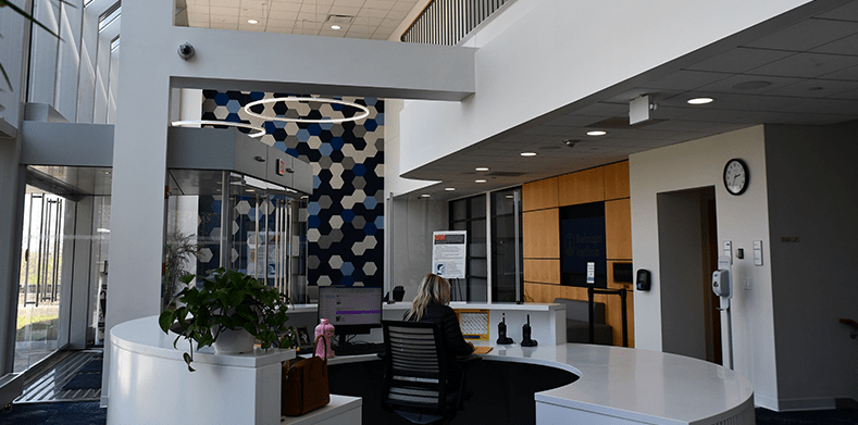 Receptionist